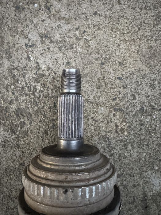 Полуоска лява за хонда црв 1