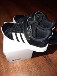 Adidasi copii Adidas