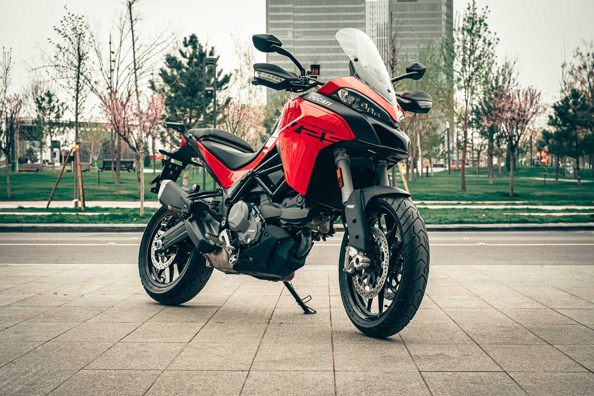 Мотоцикл Ducati Multistrada V2 S