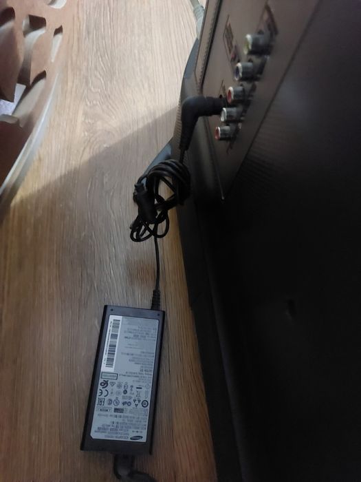 Televizor Samsung 80 cm