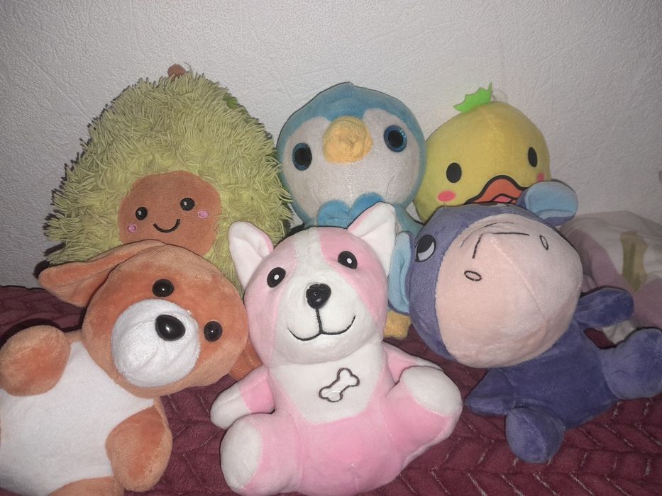 продам 6 игрушек