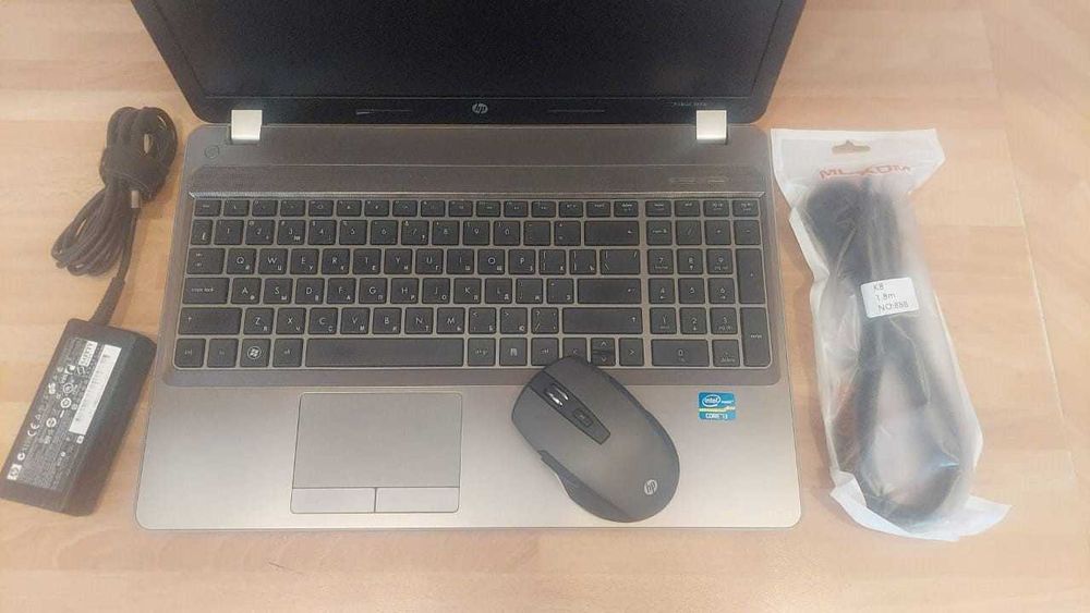Ноутбук Hp Probook 4530s Intel Corei3 с мышкой, в отличном состоянии.