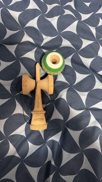 Kendama broken shape