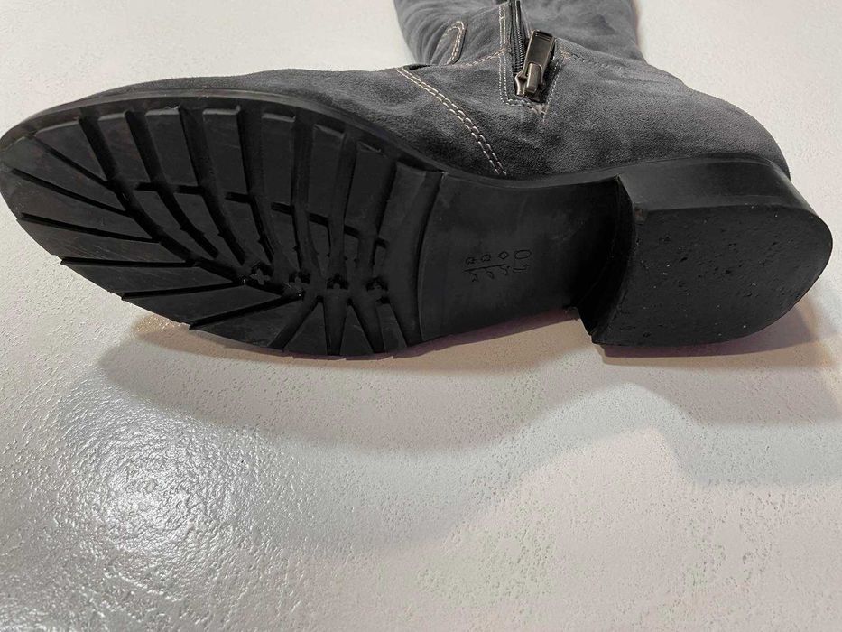 Зимни ботуши от естествена кожа над коляното