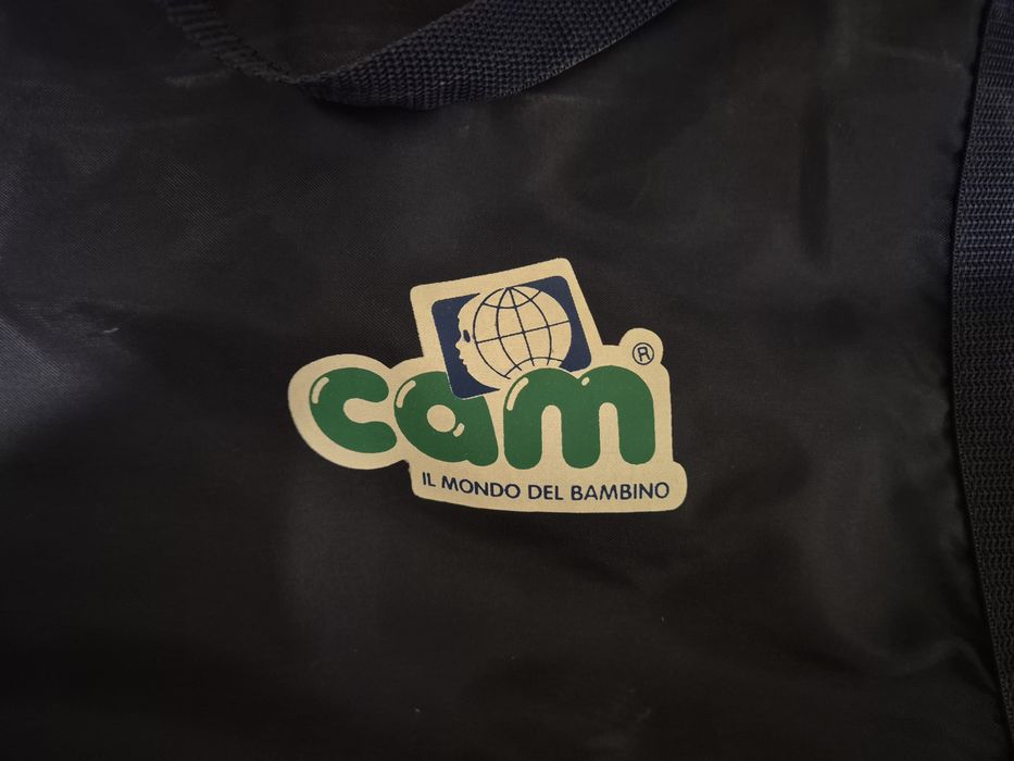 Vand patut pliabil pentru bebelusi, marca Cam, in stare foarte buna