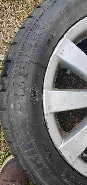 Vând jante cu cauciucuri ,R16 ptr. Vw