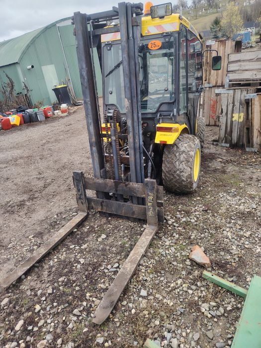 Vand tractor viticol 75 cp stivuitor