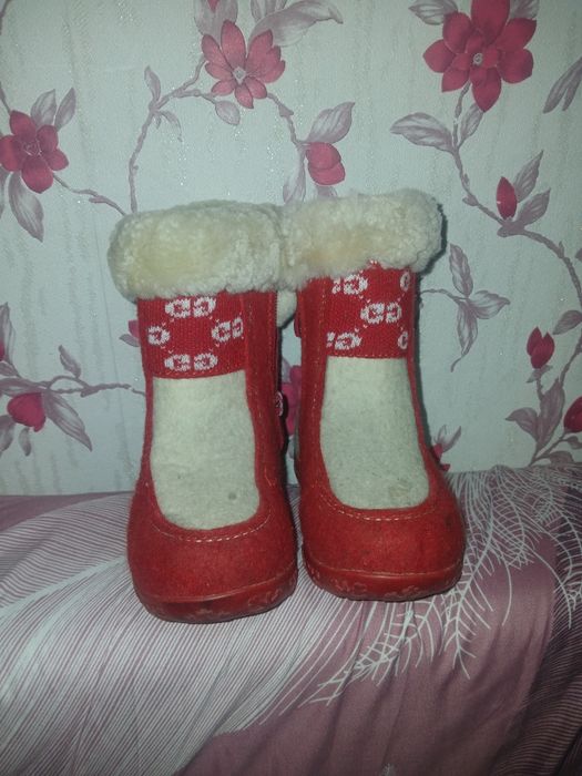 Продам детские сапожки валеночки