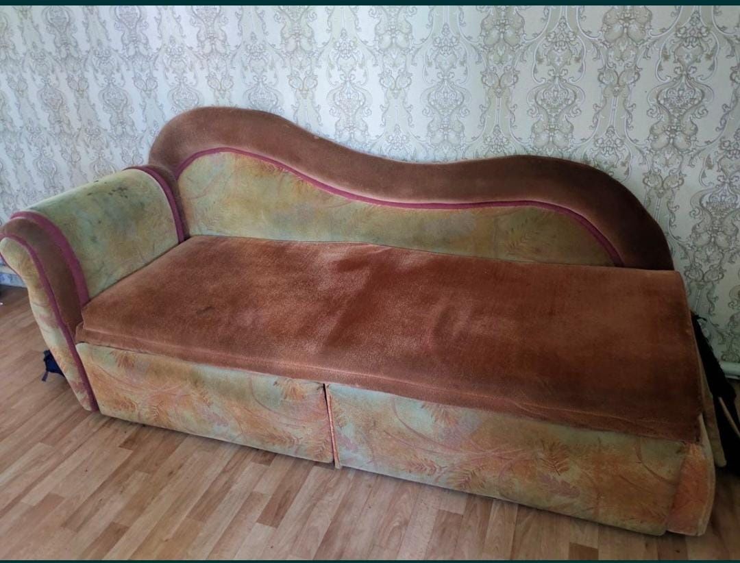 Продам диван и ма