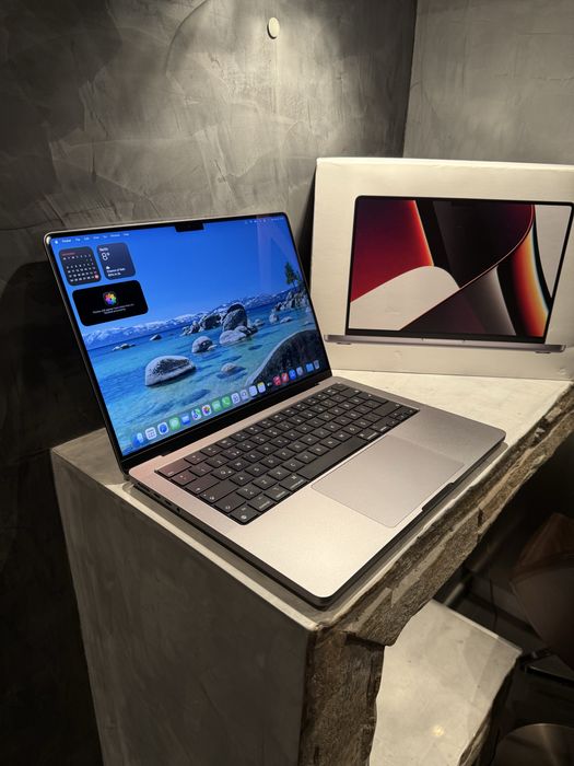 КАТО ЧИСТО НОВ Macbook Pro M1 Pro 14" 512 GB, 16 RAM