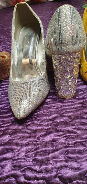 Pantofi eleganți damă