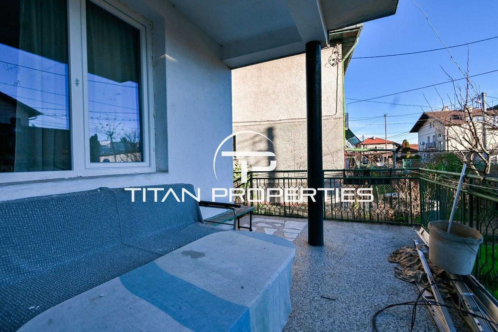 Продава се Къща в с. Мрамор, Област София-град - 240 кв.м за 659 €/кв.м - Снимка #12