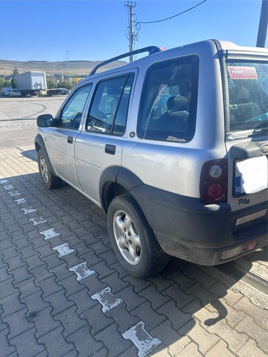 Dezmembrez Land Rover Frelander 1