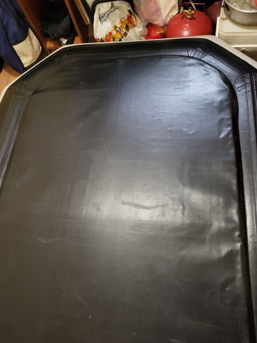 Лодка, двигател и нов акумулатор( тягов)