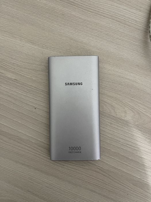 Повербанк от samsung