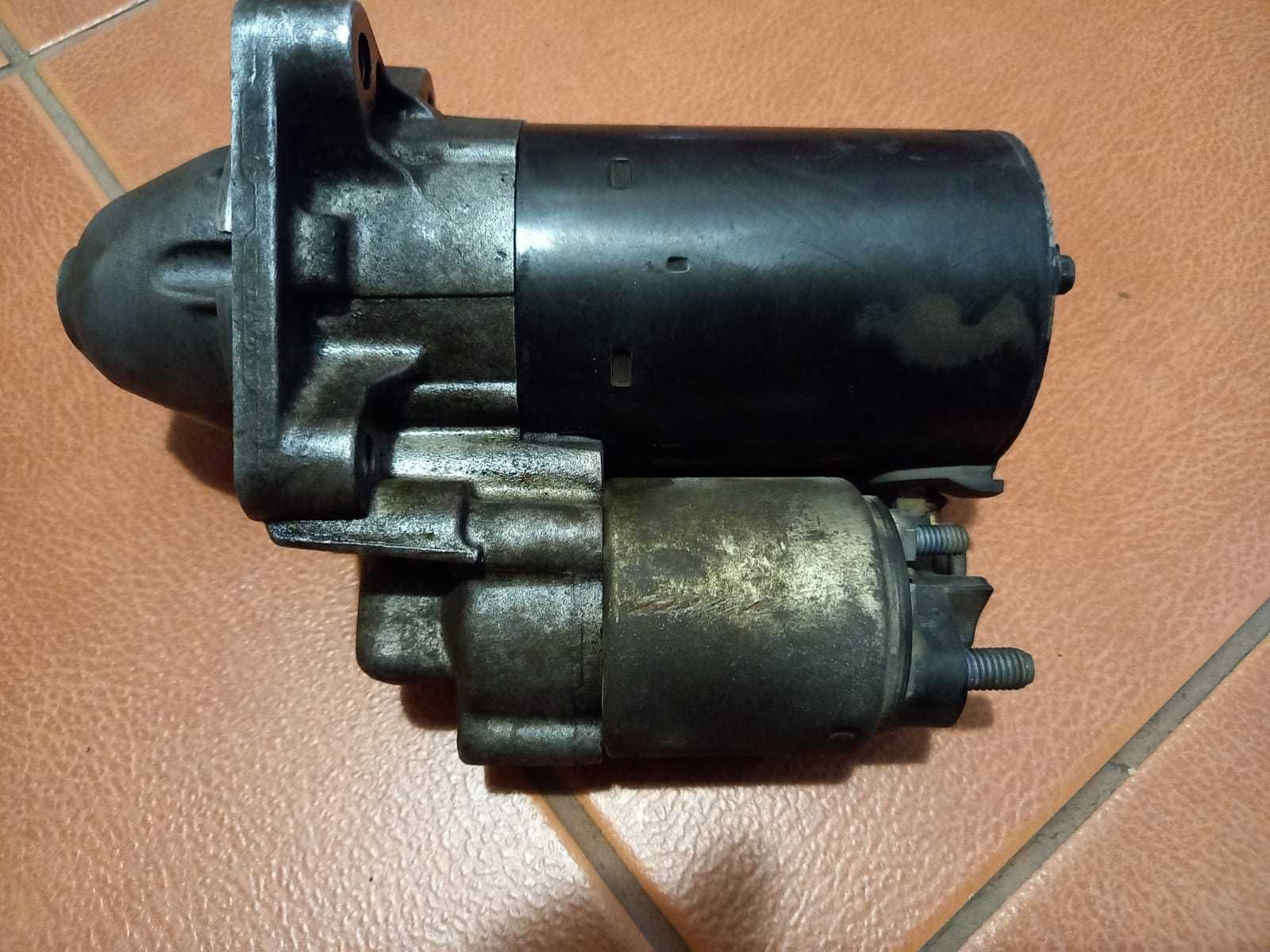 Electromotor Peugeot benzină