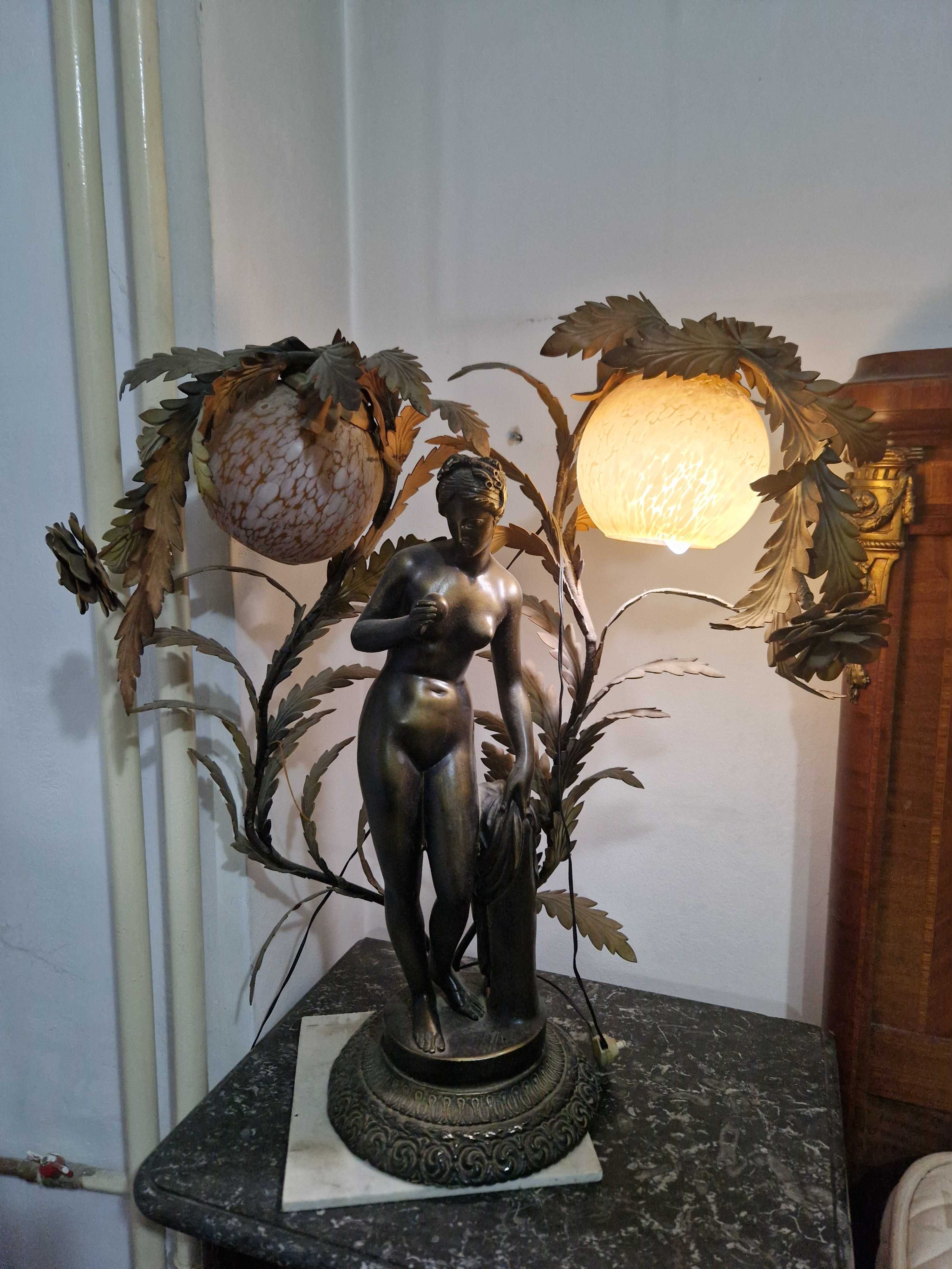 Lampa dupa Art Nouveau