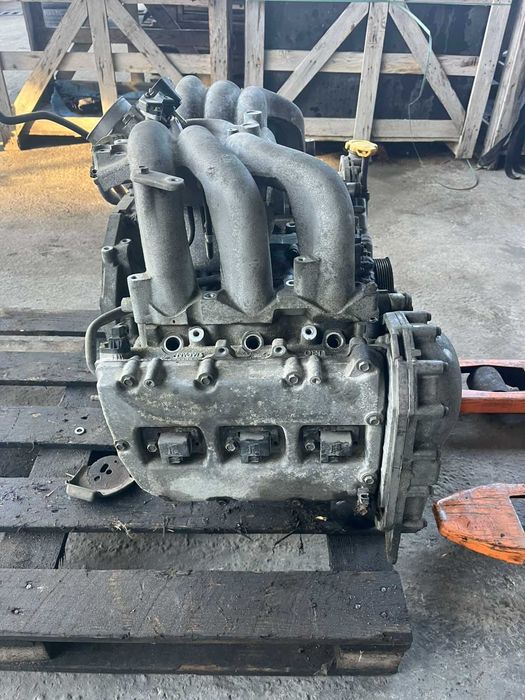 Двигател SUBARU OUTBACK 3.0I 210к.с. 01г.-КОД:EZ30