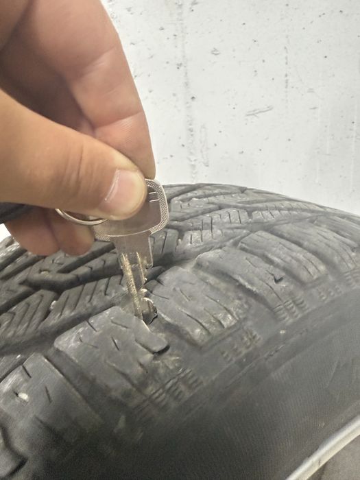 Roti/Jante originale Audi R16 cu cauciucuri de iarna