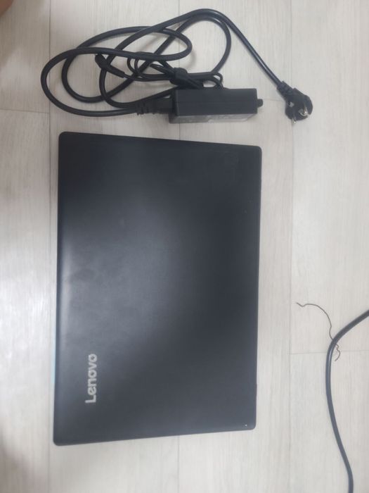 Lenovo 80T7 noutbook