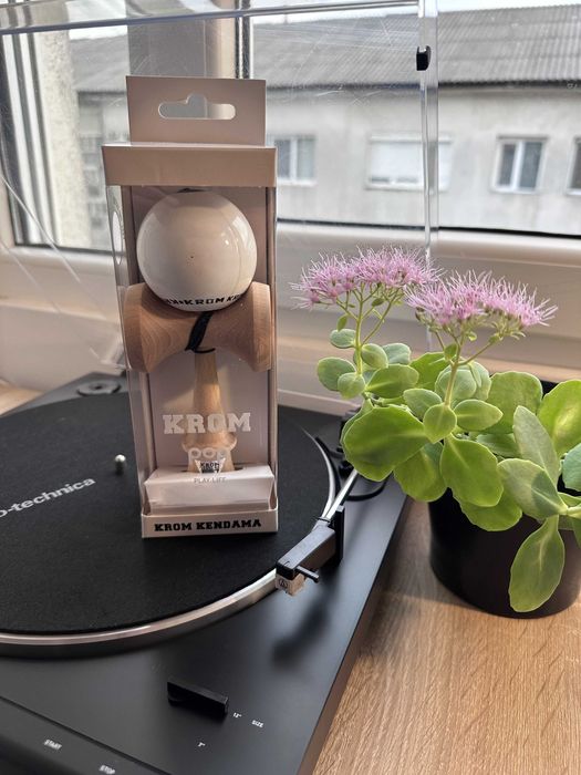 Krom Pop Lol Kendama / Krom Ichi / Krom Strogo / Krom Zoggy & Moggy