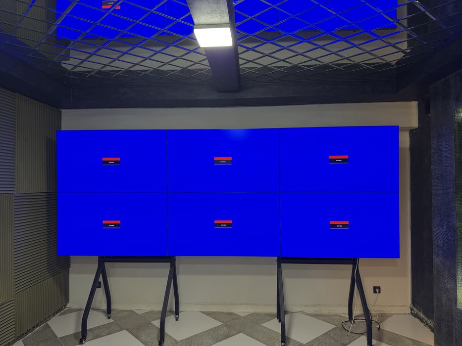 Видеостена в комплекте