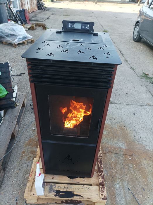 Пелетна. Камина 10  киловата!