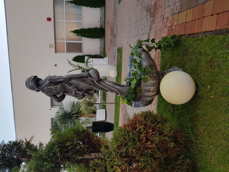 Fantana arteziana F20,fantani arteziene din beton,statuete din beton