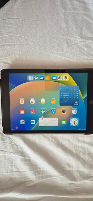 De vânzare Ipad generația a-9-a,64 GB,wi-fi