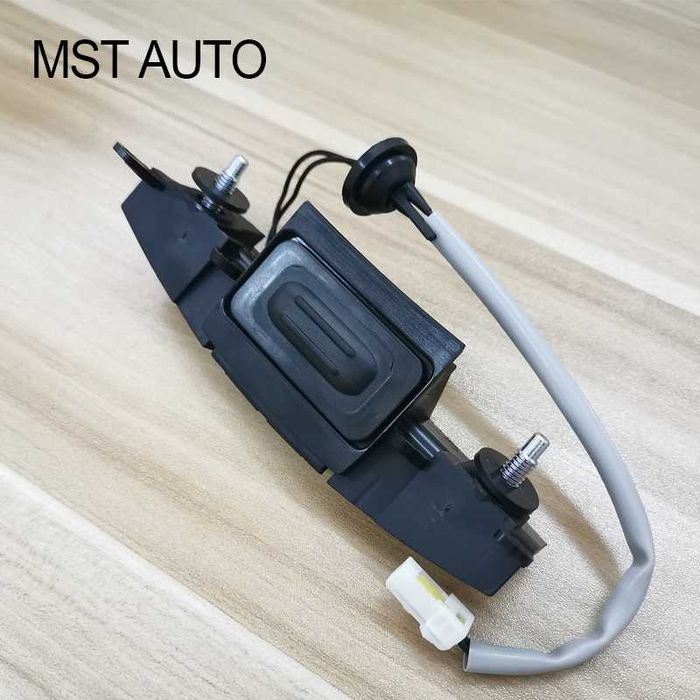 бутон за отваряне на багажник за Nissan Micra K12 НИСАН МИКРА 3