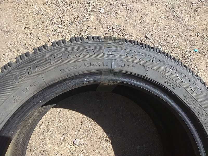 ОДНА шина 225/55 R17 - "GoodYear Ultra Grip 500" (Германия), зимняя.