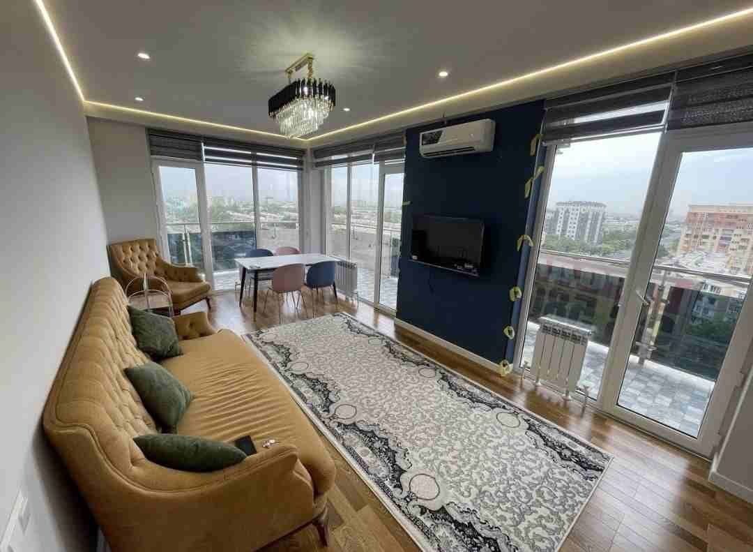 Срочно продается Юнусабад 14 КВ 2/10/16 70м² #W91