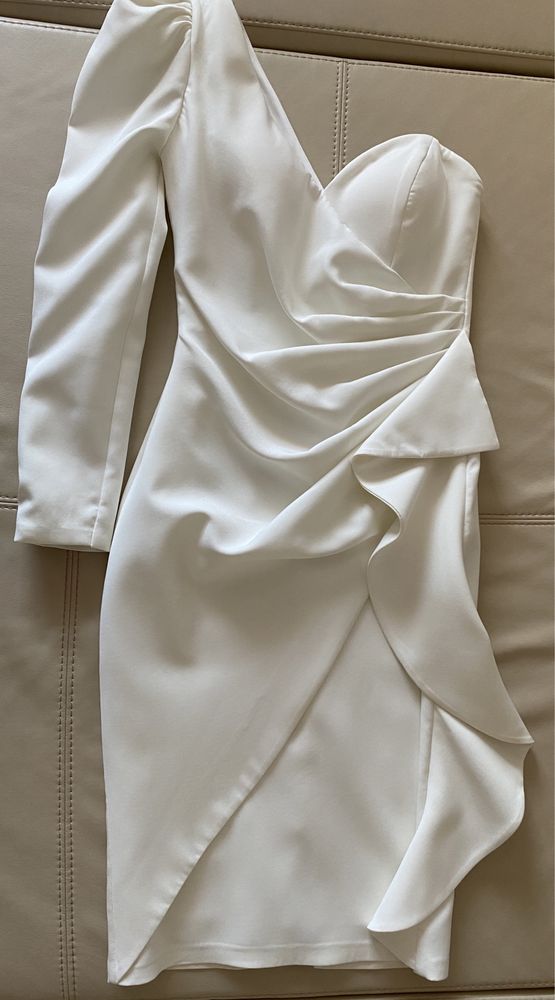 Rochie albă de ocazie