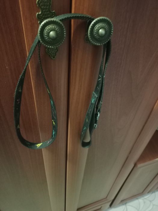 Продам поводок с вертлюгом