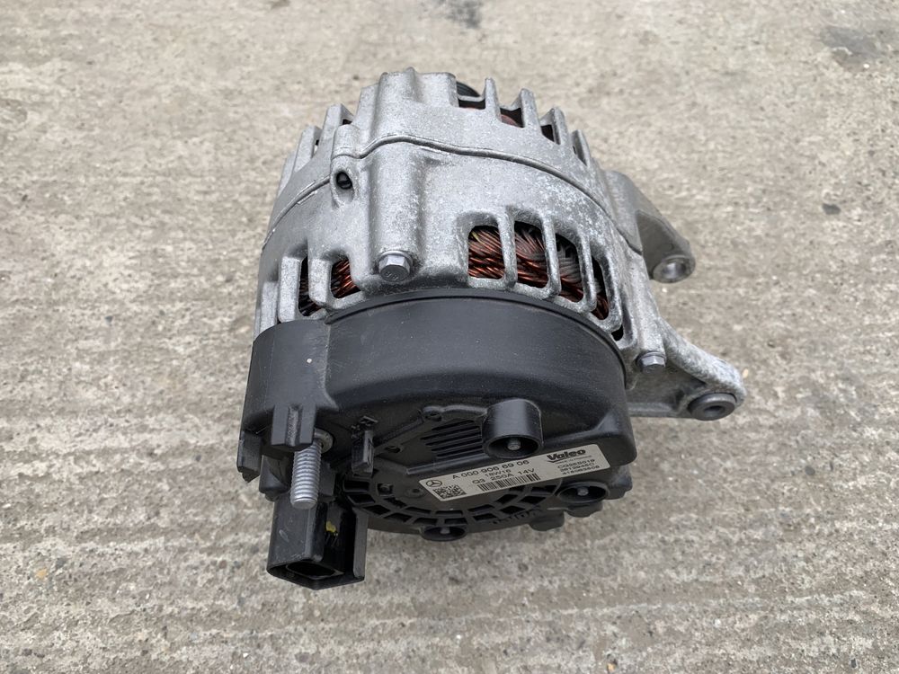 Alternator Mercedes C250 C300 / E250 E300 : A0009066906