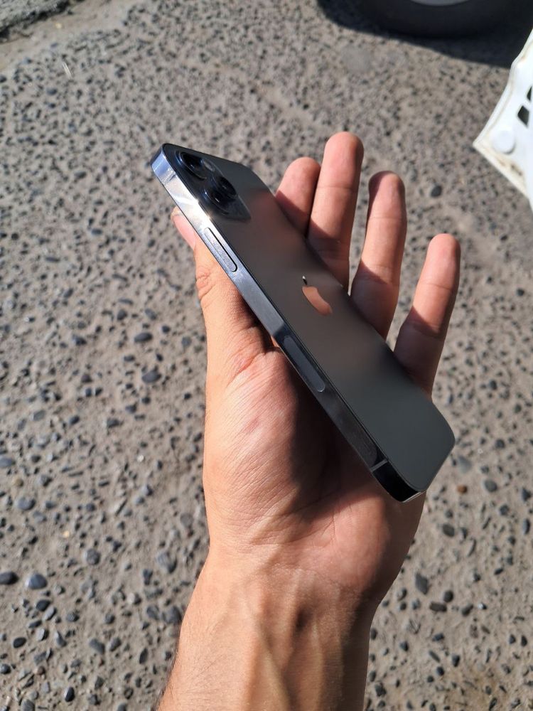 Iphone 12pro ideal