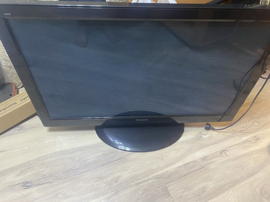 Телевизор panasonic