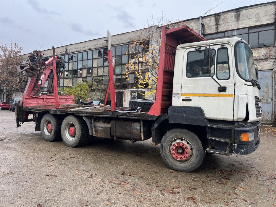 De vanzare Camion forestier macara Penz