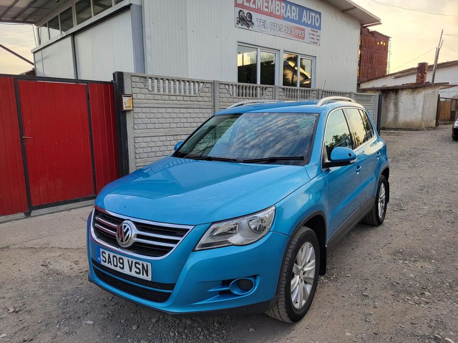 Dezmembram Volkswagen Tiguan 2.0 CBAB 4x4