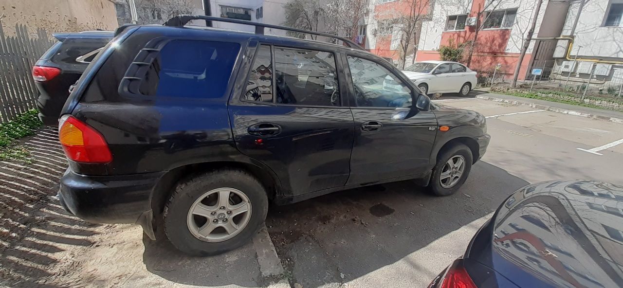 Hyundai Santa Fe 2003,motor 2000 diesel