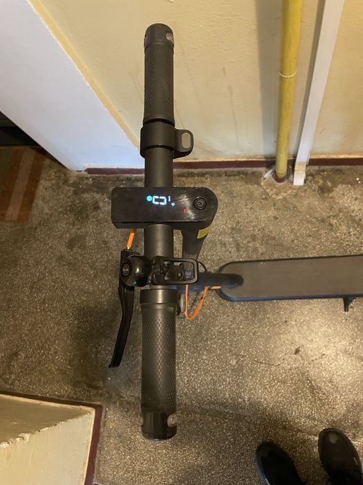 Vand trotineta electrica Xiaomi 4 Go 20km/h