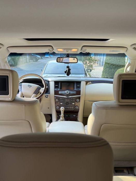 Nissan Patrol platinum