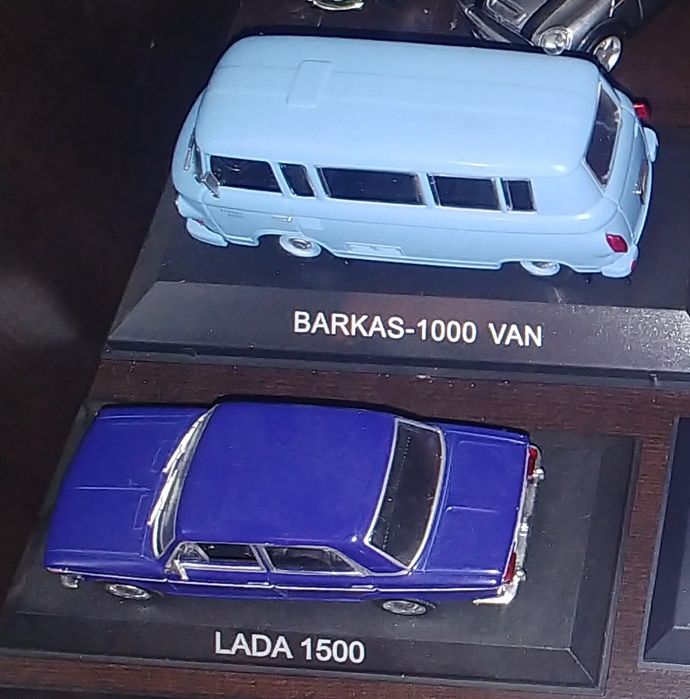 Machete 1/43 Deagostini Barkas Lada Wartburg Vaz Trabant Gaz Moskvitch
