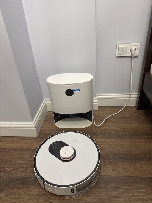 Roidmi Eve Plus (в подарок тряпочки для влажной уборки)