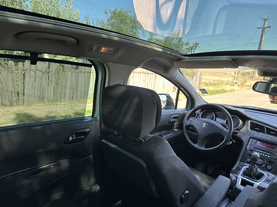 Peugeut 5008 / 1.6HDI / 2012 / 7 Locuri