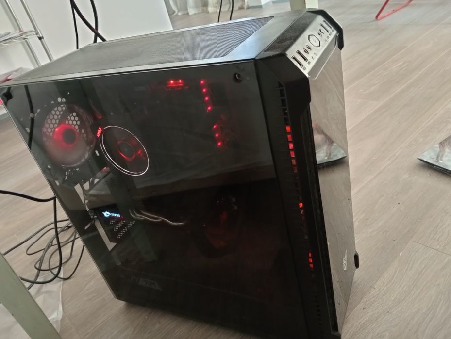 PC Gaming Ryzen 7 / RX 480 8GB / 16GB RAM / SSD 1TB + Monitor + Razer