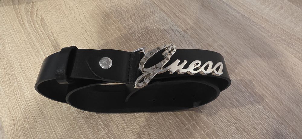 Колан Guess-естествена кожа