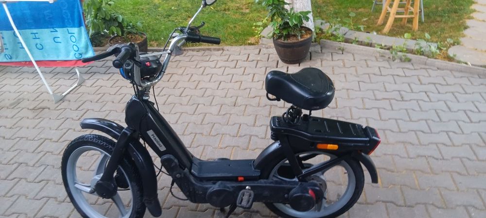 Ofer spre vânzare piaggio ciao mix