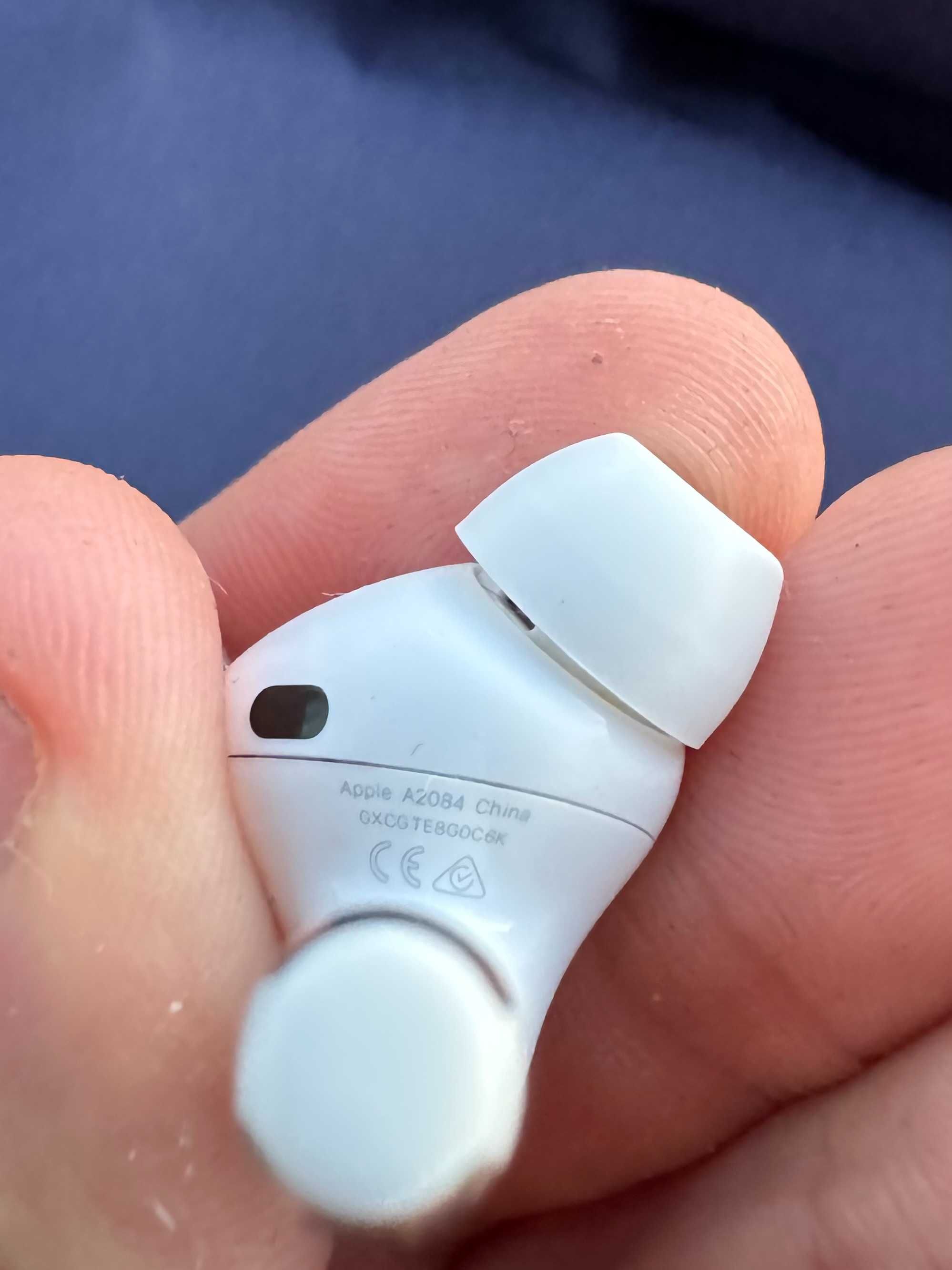 Iphone 13 128GB в идеално състояние + Слушалки Apple Airpods Pro