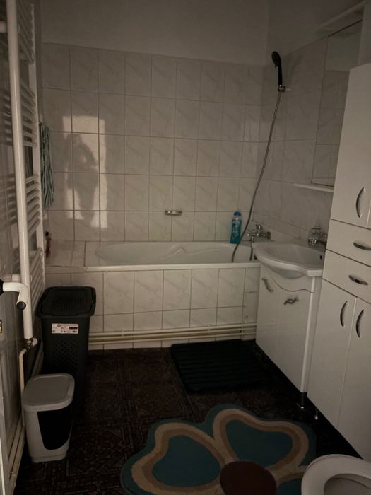 Închiriez Casă Zona centrală ! P+E 100 m!